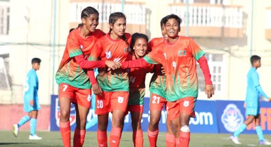 ভারতকে হারিয়ে ফাইনালে বাংলাদেশ